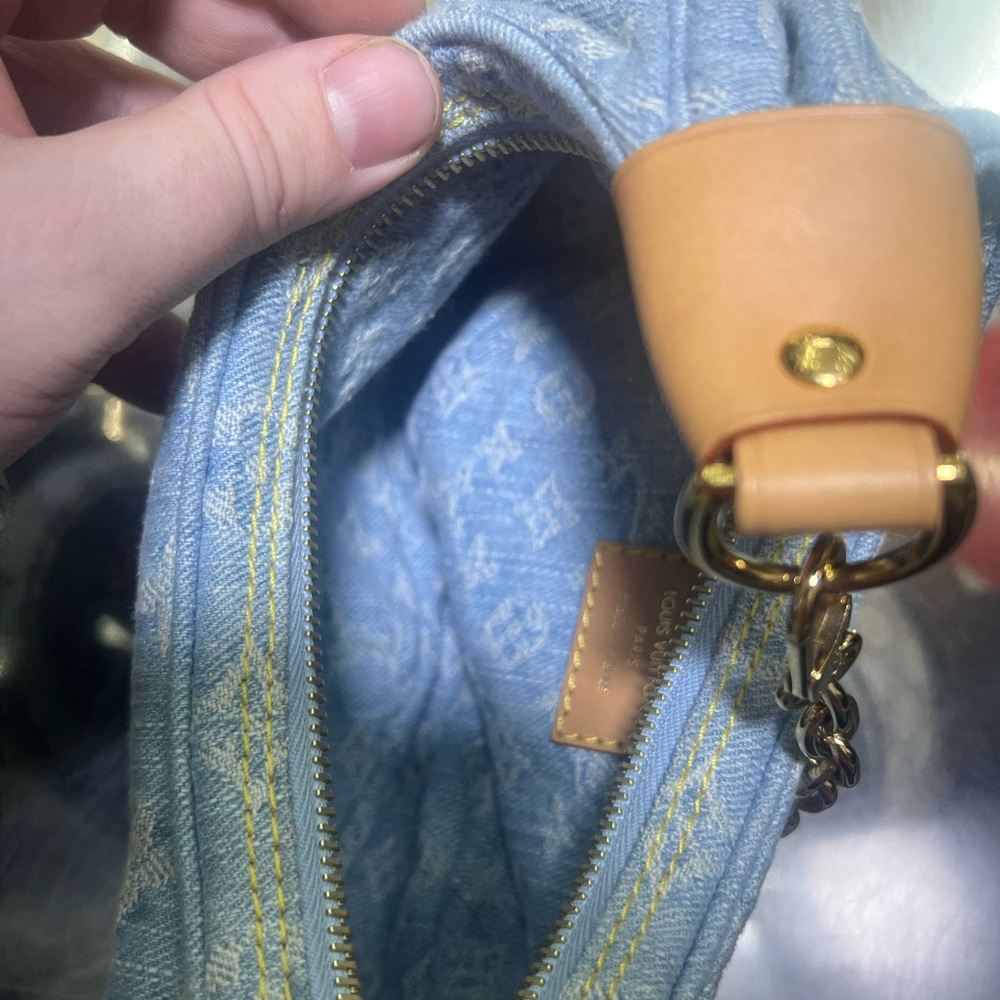 Louis Vuitton Loop Blue Denim Sky Bag - Picture 6 of 11